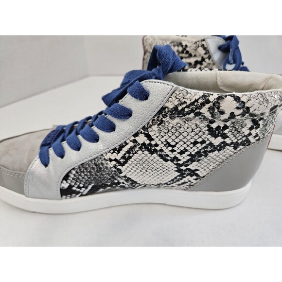 Circus By Sam Edelman Hightop Sneakers Silver Snake Print Size 8 - Picture 3 of 9